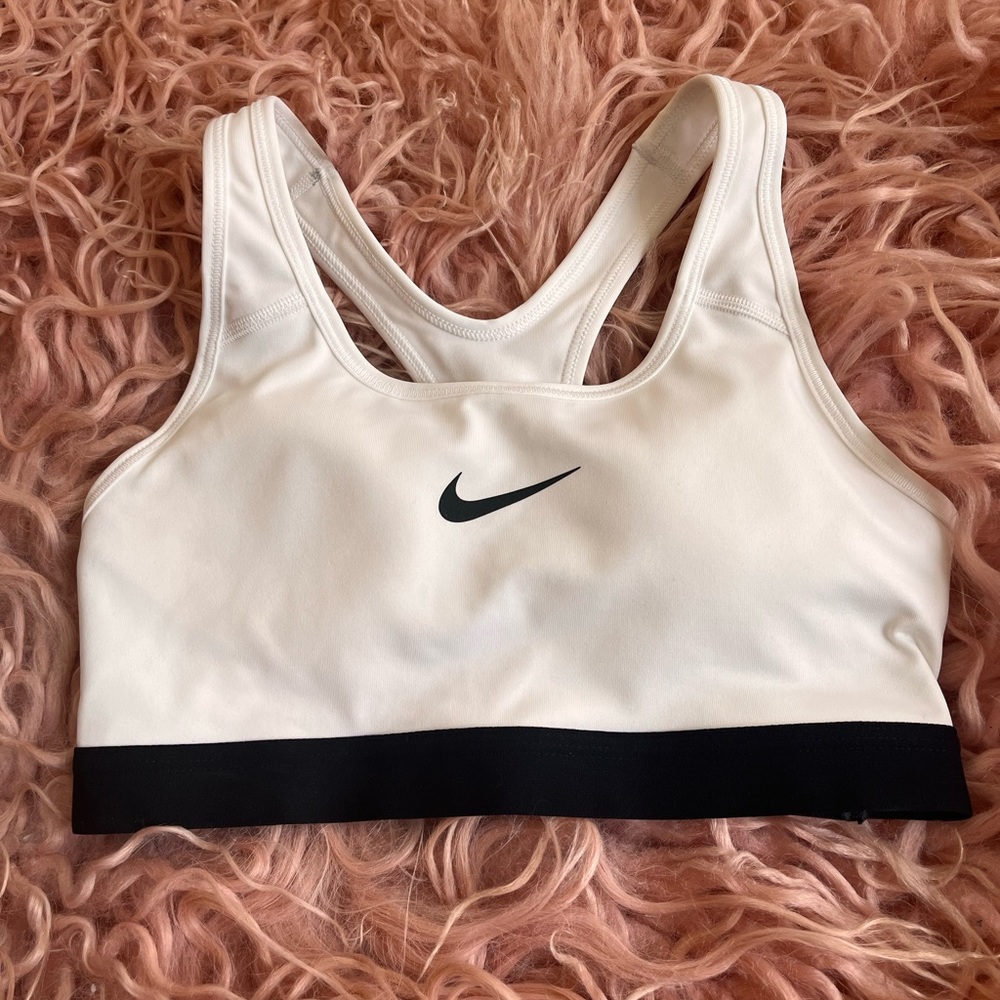 Nike dri fit sports bra- NWOT small